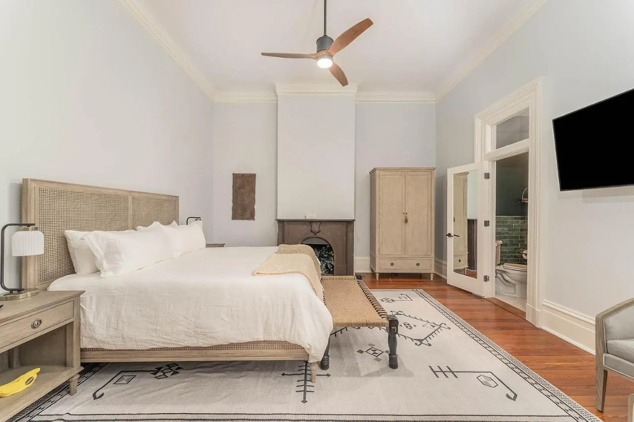 Bellwether House Savannah Bed & Breakfast